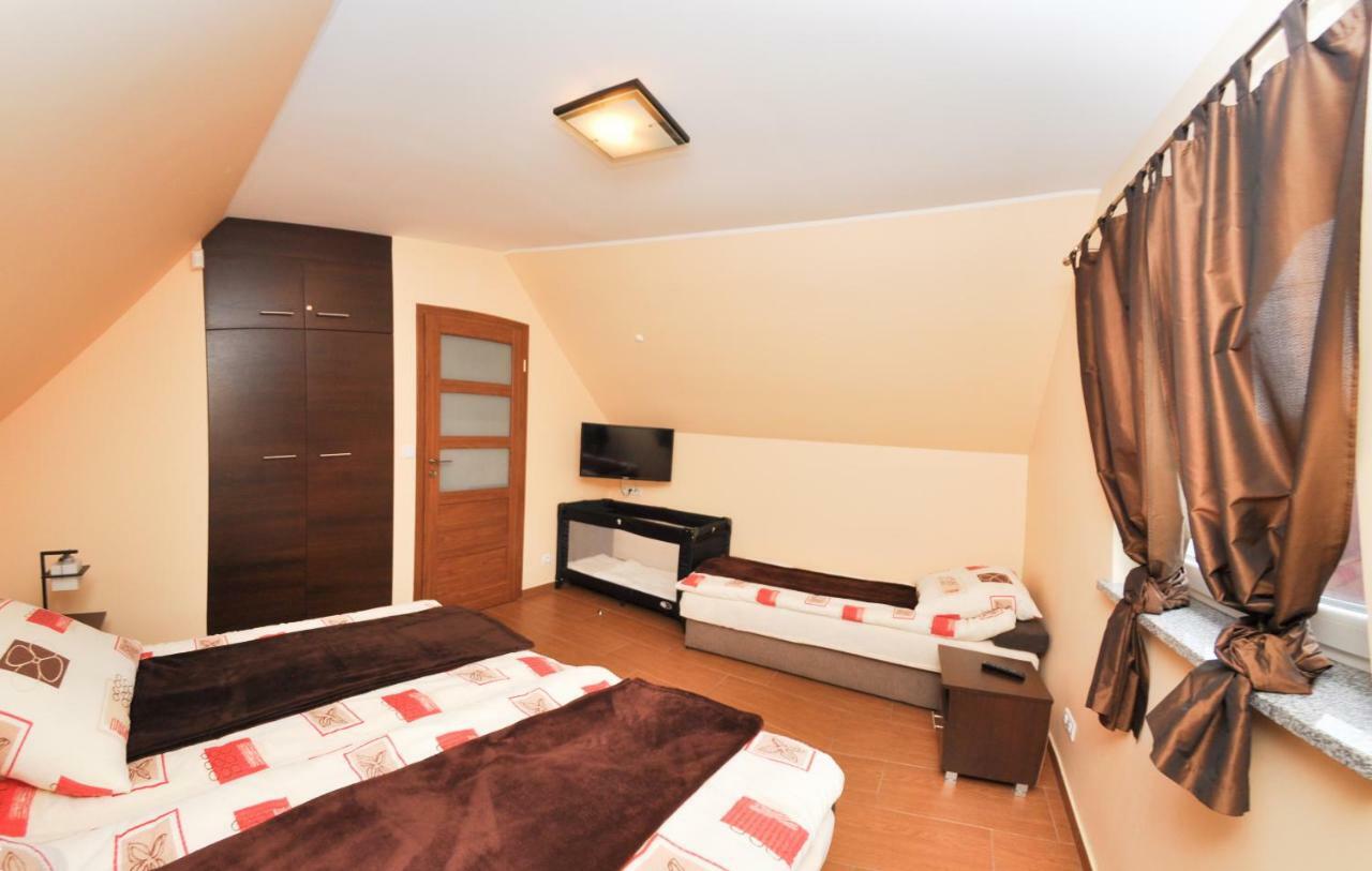 Ferienhaus Holiday Home Domki Raj Jarosławiec Eksteriør bilde